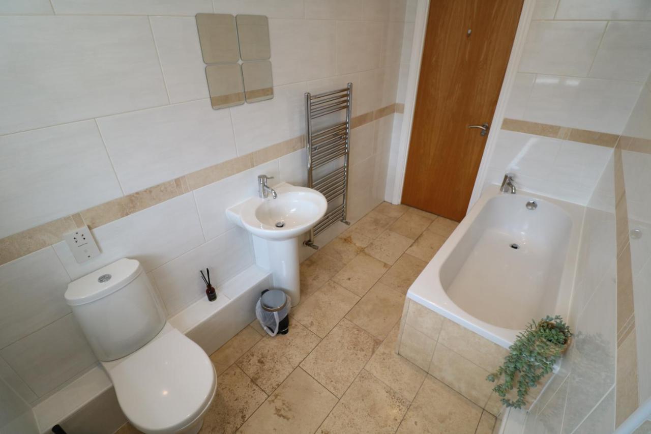 Luxury Spacious 2 Bed Apartment Free Ample Parking Съндърланд Екстериор снимка